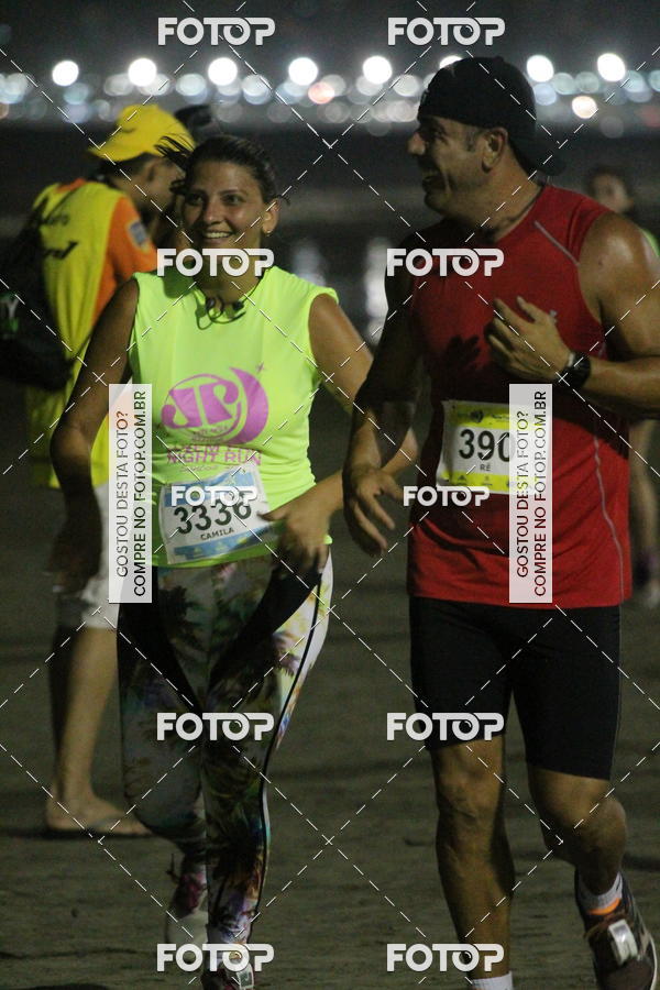 Buy your photos of the eventCircuito Jovem Pan Night Run - Etapa Santos on Fotop