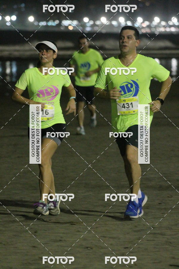 Buy your photos of the eventCircuito Jovem Pan Night Run - Etapa Santos on Fotop