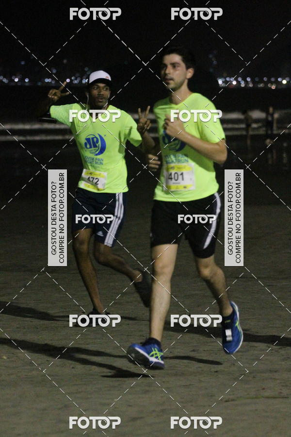 Buy your photos of the eventCircuito Jovem Pan Night Run - Etapa Santos on Fotop