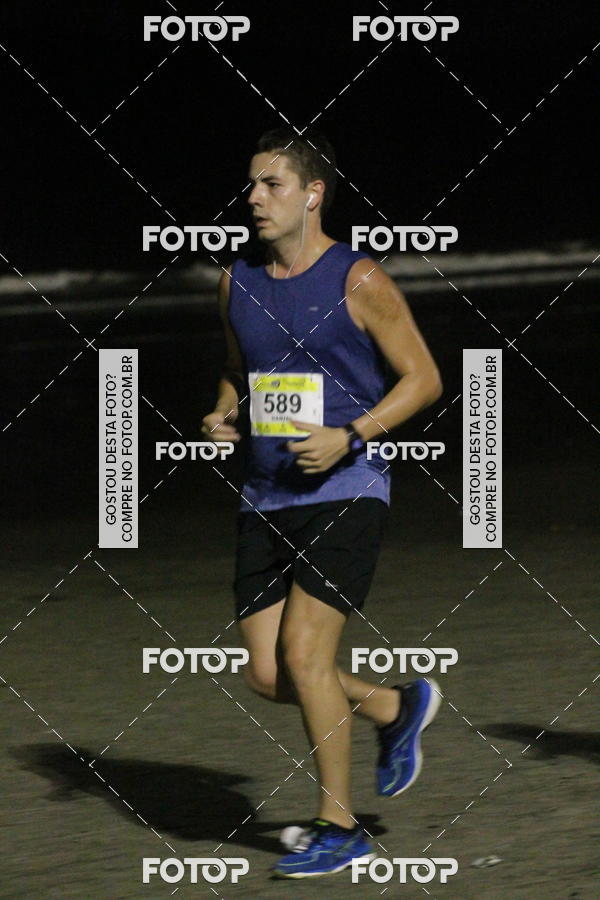 Buy your photos of the eventCircuito Jovem Pan Night Run - Etapa Santos on Fotop