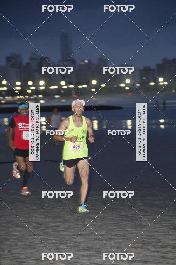 Buy your photos of the eventCircuito Jovem Pan Night Run - Etapa Santos on Fotop