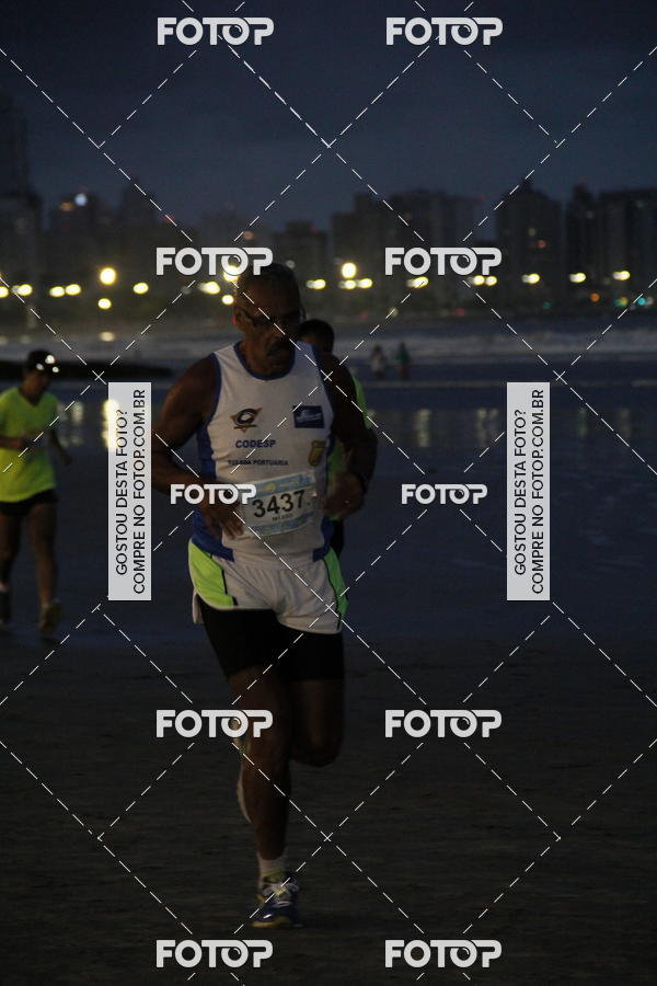 Buy your photos of the eventCircuito Jovem Pan Night Run - Etapa Santos on Fotop