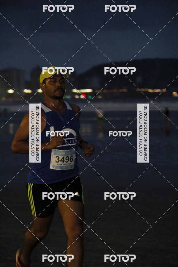 Buy your photos of the eventCircuito Jovem Pan Night Run - Etapa Santos on Fotop