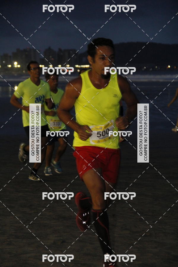 Buy your photos of the eventCircuito Jovem Pan Night Run - Etapa Santos on Fotop