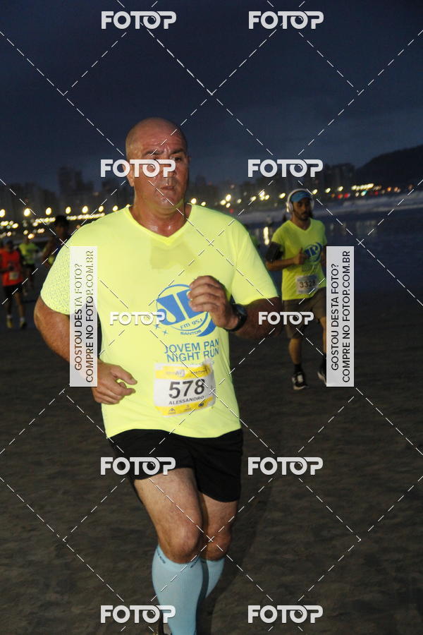 Buy your photos of the eventCircuito Jovem Pan Night Run - Etapa Santos on Fotop