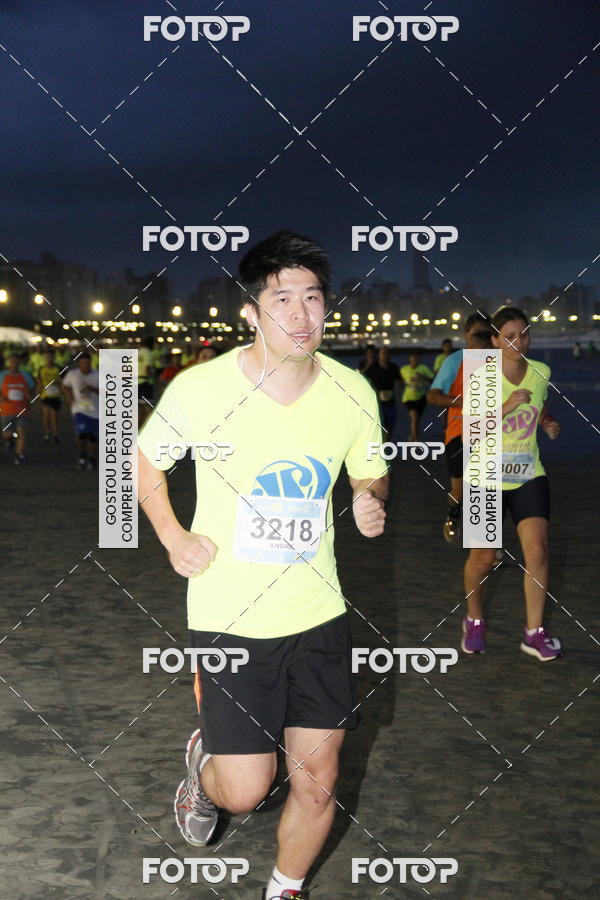 Buy your photos of the eventCircuito Jovem Pan Night Run - Etapa Santos on Fotop