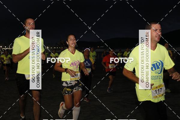 Buy your photos of the eventCircuito Jovem Pan Night Run - Etapa Santos on Fotop