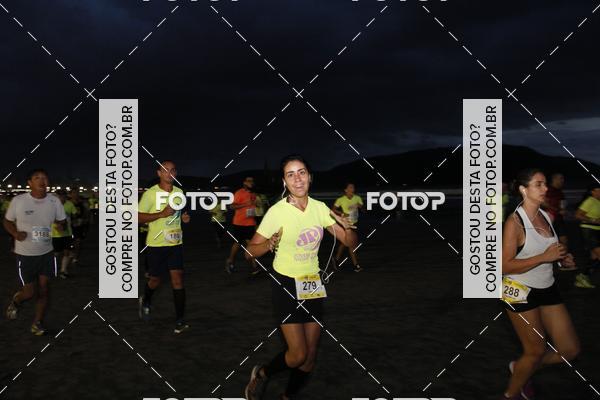 Buy your photos of the eventCircuito Jovem Pan Night Run - Etapa Santos on Fotop
