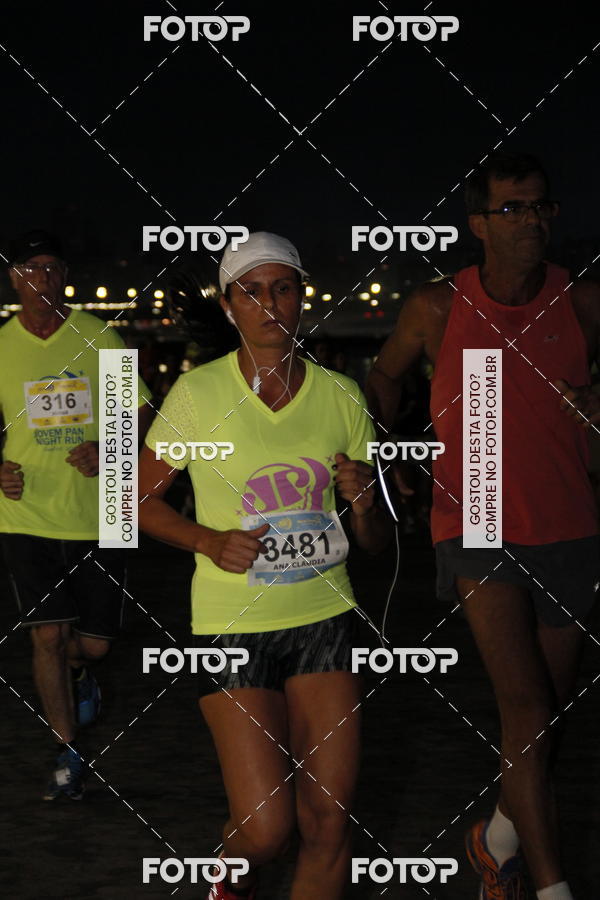 Buy your photos of the eventCircuito Jovem Pan Night Run - Etapa Santos on Fotop