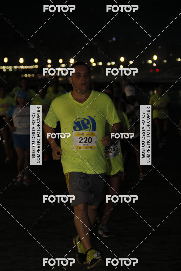 Buy your photos of the eventCircuito Jovem Pan Night Run - Etapa Santos on Fotop
