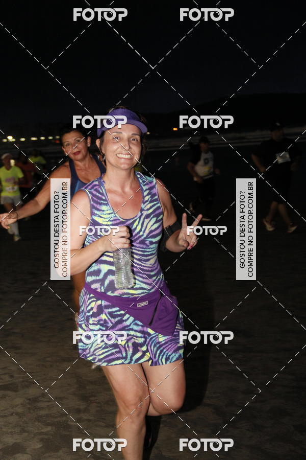 Buy your photos of the eventCircuito Jovem Pan Night Run - Etapa Santos on Fotop