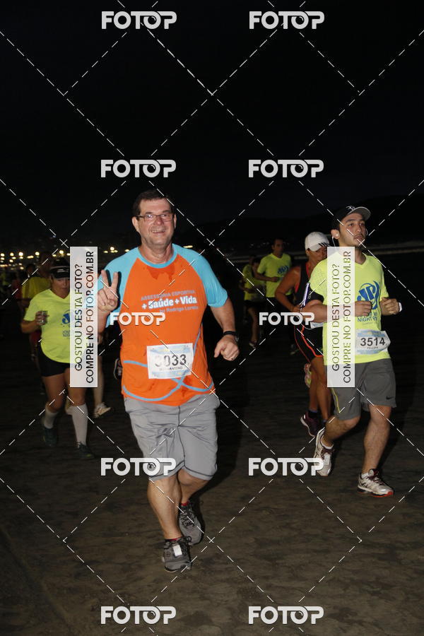 Buy your photos of the eventCircuito Jovem Pan Night Run - Etapa Santos on Fotop
