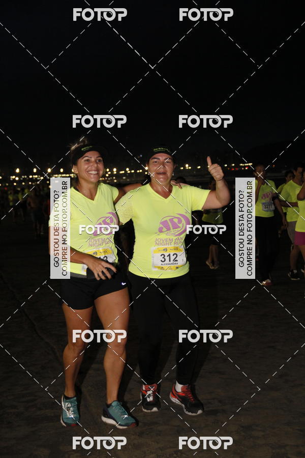 Buy your photos of the eventCircuito Jovem Pan Night Run - Etapa Santos on Fotop