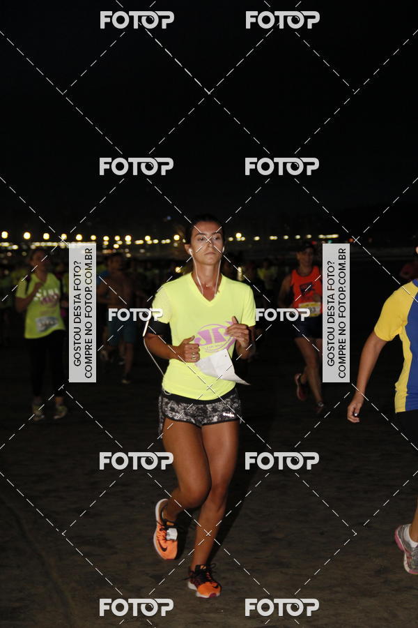 Buy your photos of the eventCircuito Jovem Pan Night Run - Etapa Santos on Fotop