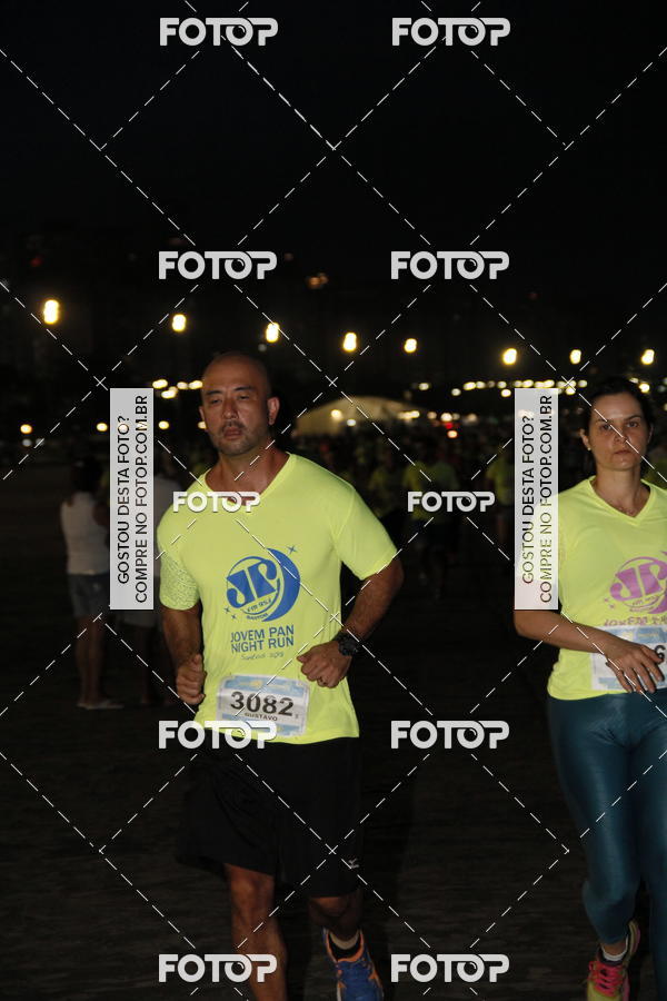 Buy your photos of the eventCircuito Jovem Pan Night Run - Etapa Santos on Fotop