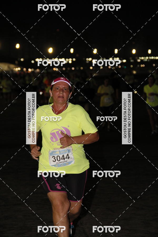 Buy your photos of the eventCircuito Jovem Pan Night Run - Etapa Santos on Fotop