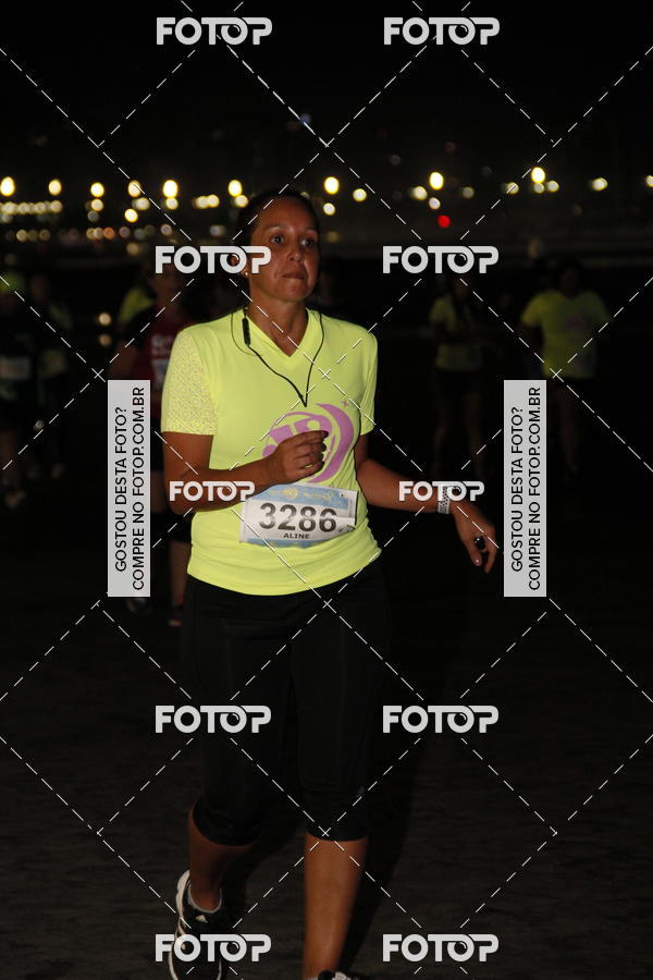 Buy your photos of the eventCircuito Jovem Pan Night Run - Etapa Santos on Fotop