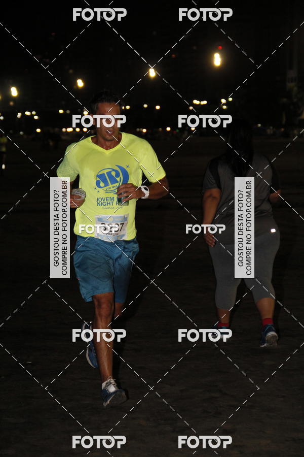 Buy your photos of the eventCircuito Jovem Pan Night Run - Etapa Santos on Fotop