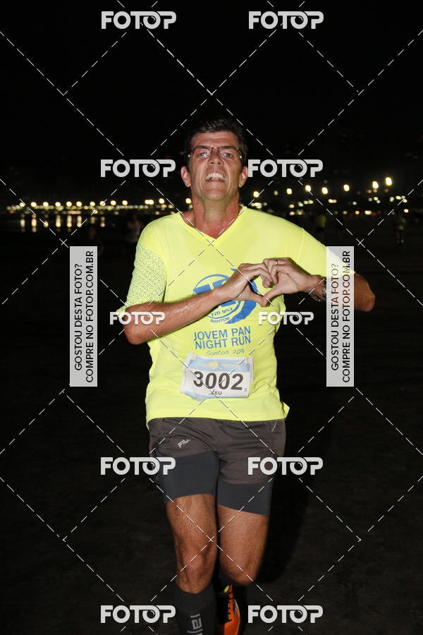 Buy your photos of the eventCircuito Jovem Pan Night Run - Etapa Santos on Fotop