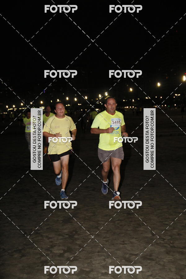 Buy your photos of the eventCircuito Jovem Pan Night Run - Etapa Santos on Fotop