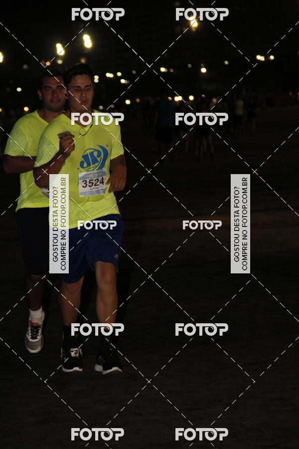 Buy your photos of the eventCircuito Jovem Pan Night Run - Etapa Santos on Fotop