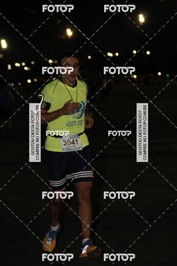 Buy your photos of the eventCircuito Jovem Pan Night Run - Etapa Santos on Fotop