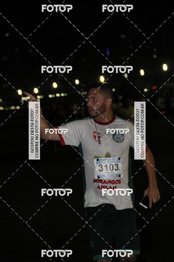 Buy your photos of the eventCircuito Jovem Pan Night Run - Etapa Santos on Fotop