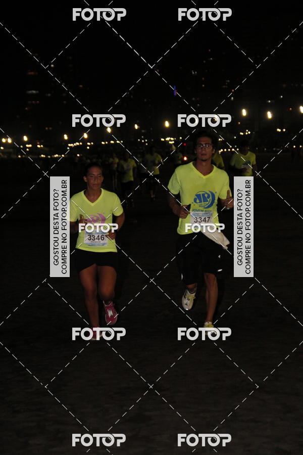 Buy your photos of the eventCircuito Jovem Pan Night Run - Etapa Santos on Fotop