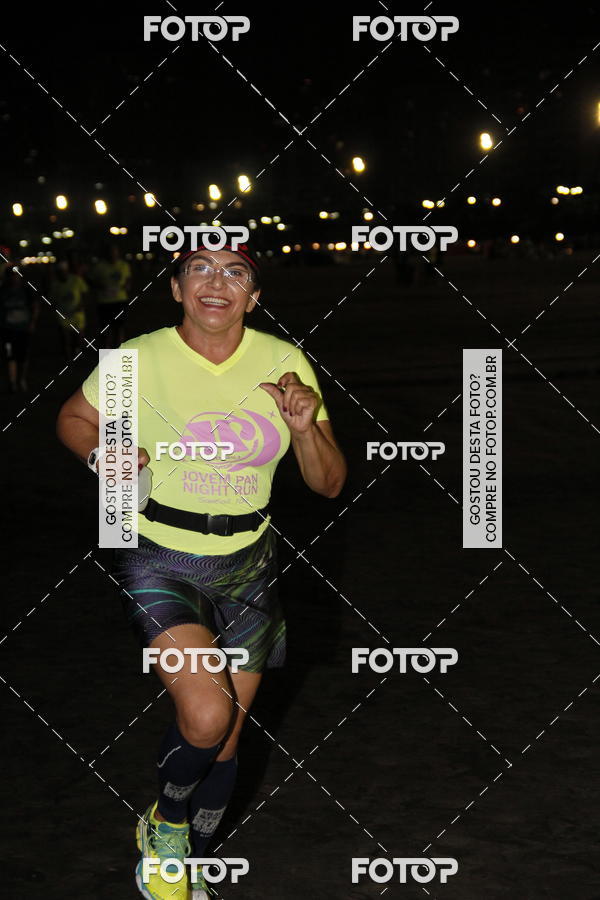 Buy your photos of the eventCircuito Jovem Pan Night Run - Etapa Santos on Fotop