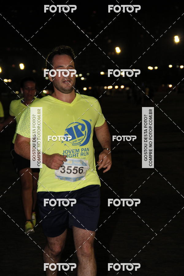 Buy your photos of the eventCircuito Jovem Pan Night Run - Etapa Santos on Fotop