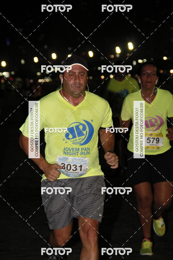 Buy your photos of the eventCircuito Jovem Pan Night Run - Etapa Santos on Fotop