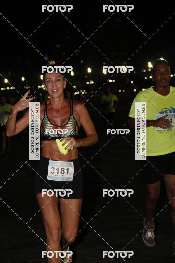 Buy your photos of the eventCircuito Jovem Pan Night Run - Etapa Santos on Fotop