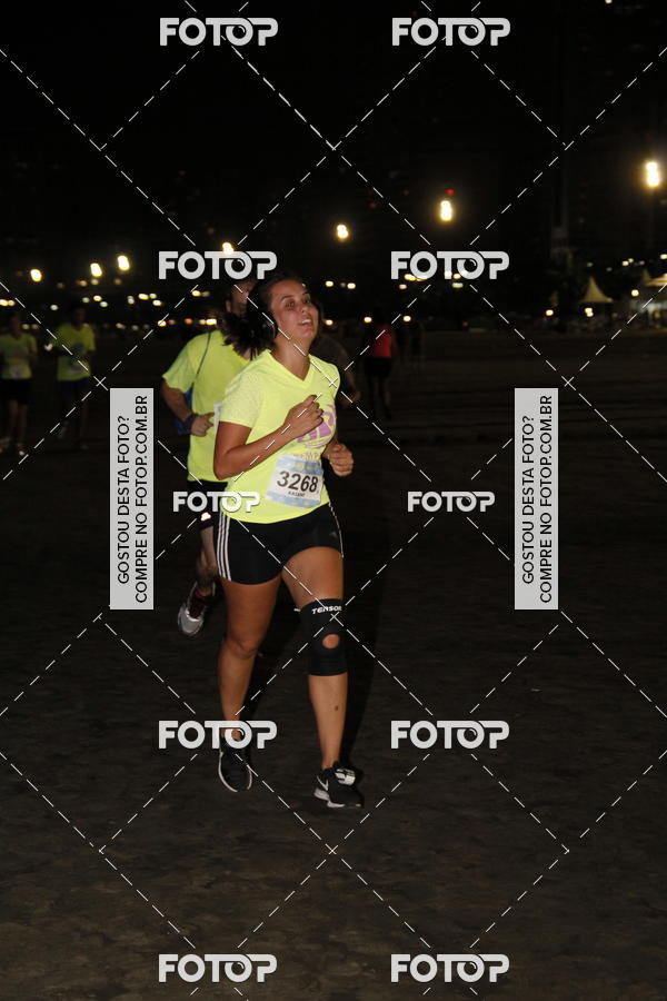 Buy your photos of the eventCircuito Jovem Pan Night Run - Etapa Santos on Fotop