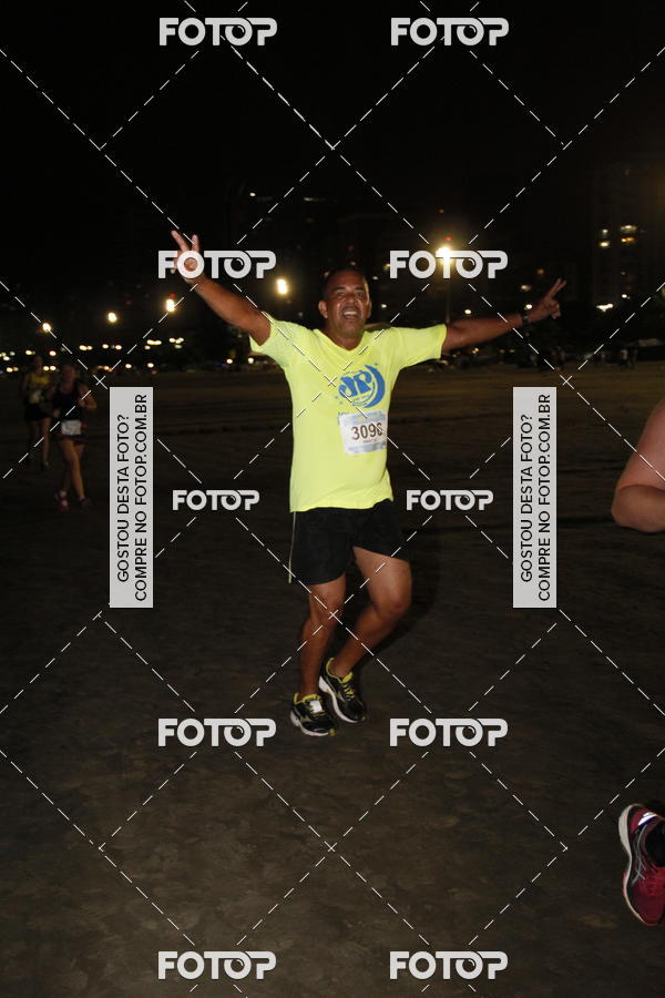 Buy your photos of the eventCircuito Jovem Pan Night Run - Etapa Santos on Fotop