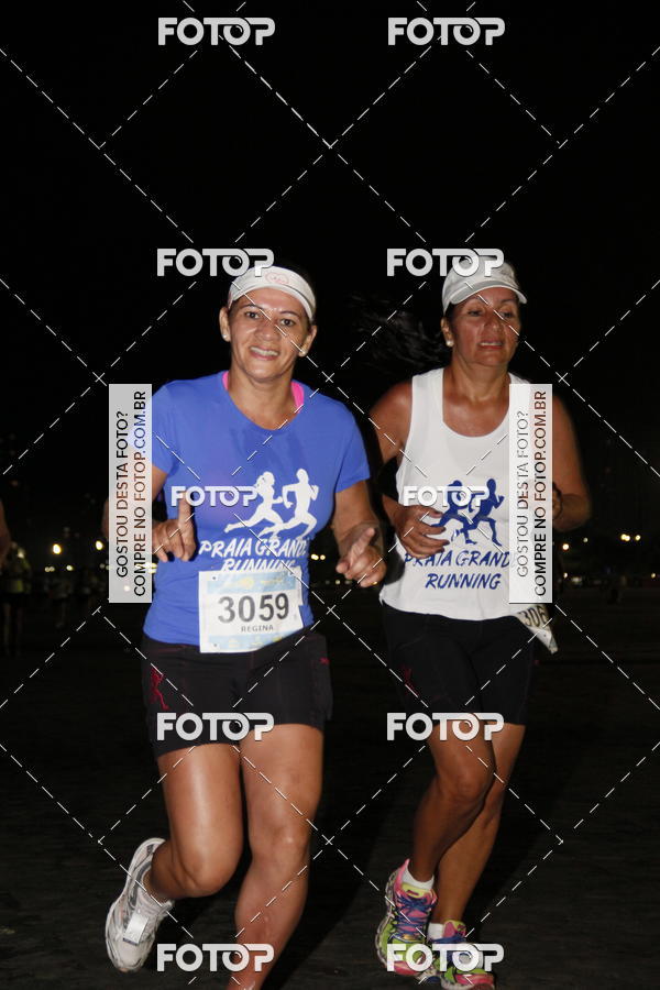 Buy your photos of the eventCircuito Jovem Pan Night Run - Etapa Santos on Fotop