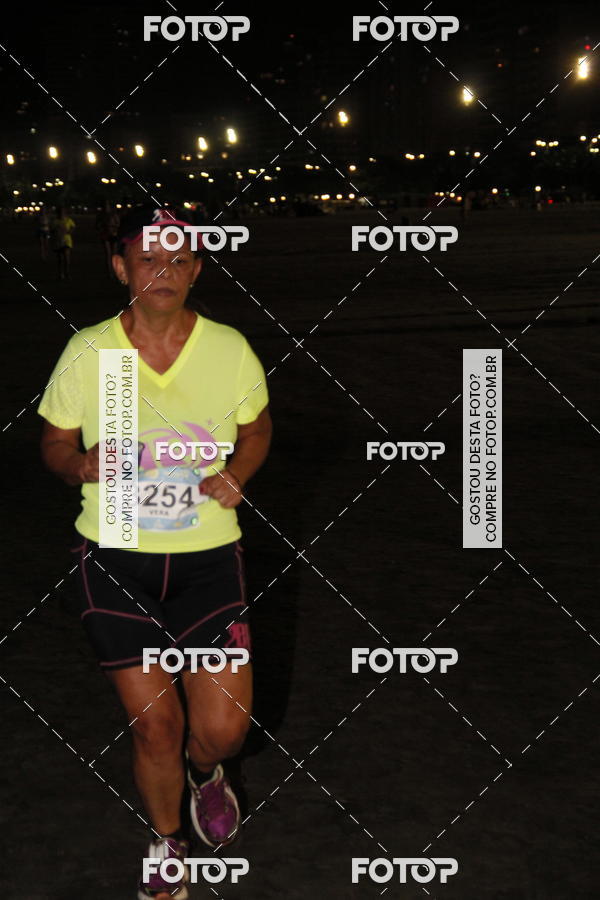 Buy your photos of the eventCircuito Jovem Pan Night Run - Etapa Santos on Fotop