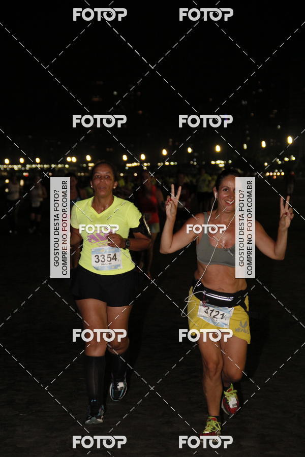 Buy your photos of the eventCircuito Jovem Pan Night Run - Etapa Santos on Fotop