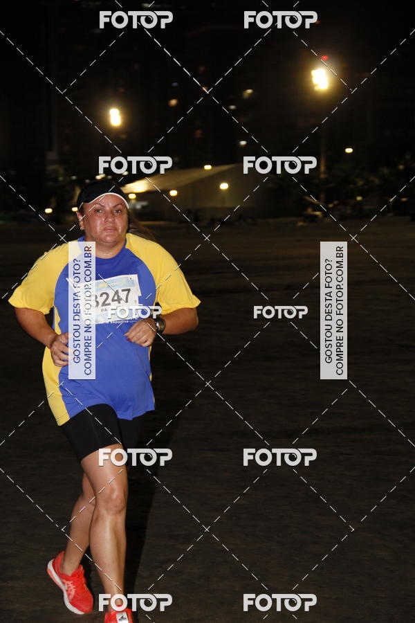 Buy your photos of the eventCircuito Jovem Pan Night Run - Etapa Santos on Fotop