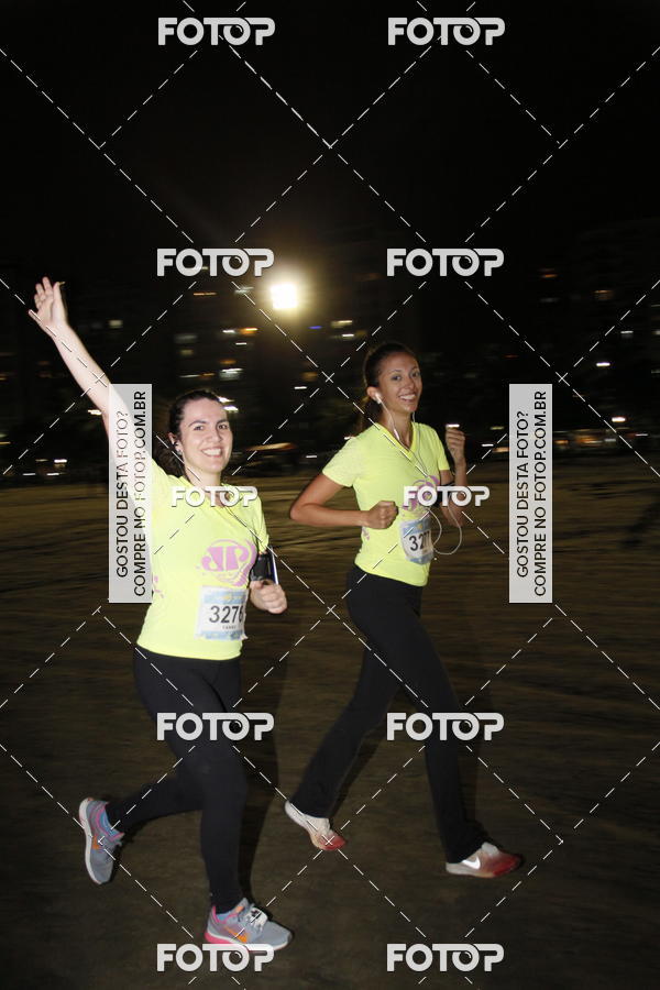 Buy your photos of the eventCircuito Jovem Pan Night Run - Etapa Santos on Fotop