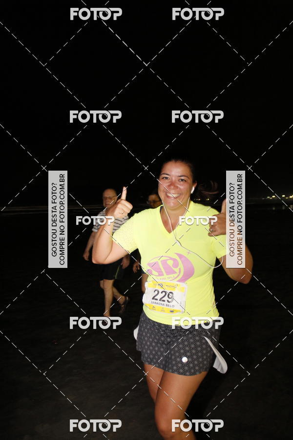 Buy your photos of the eventCircuito Jovem Pan Night Run - Etapa Santos on Fotop