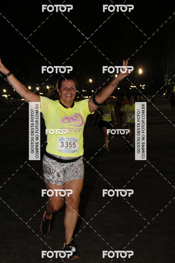 Buy your photos of the eventCircuito Jovem Pan Night Run - Etapa Santos on Fotop