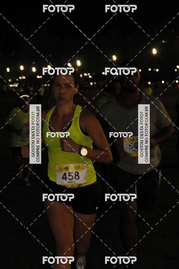 Buy your photos of the eventCircuito Jovem Pan Night Run - Etapa Santos on Fotop