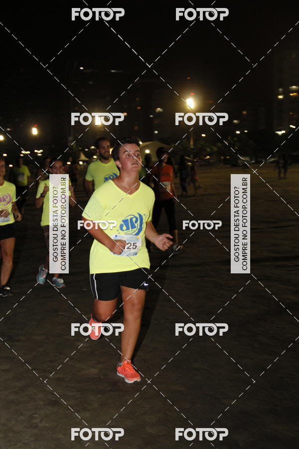 Buy your photos of the eventCircuito Jovem Pan Night Run - Etapa Santos on Fotop