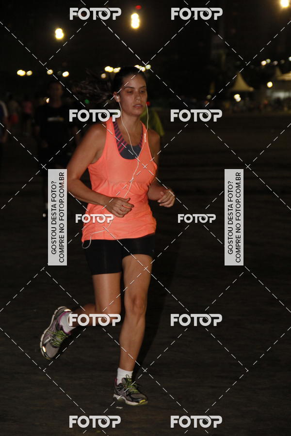Buy your photos of the eventCircuito Jovem Pan Night Run - Etapa Santos on Fotop