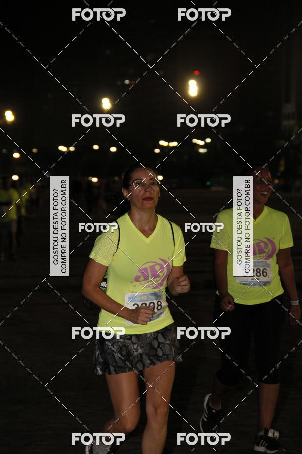 Buy your photos of the eventCircuito Jovem Pan Night Run - Etapa Santos on Fotop