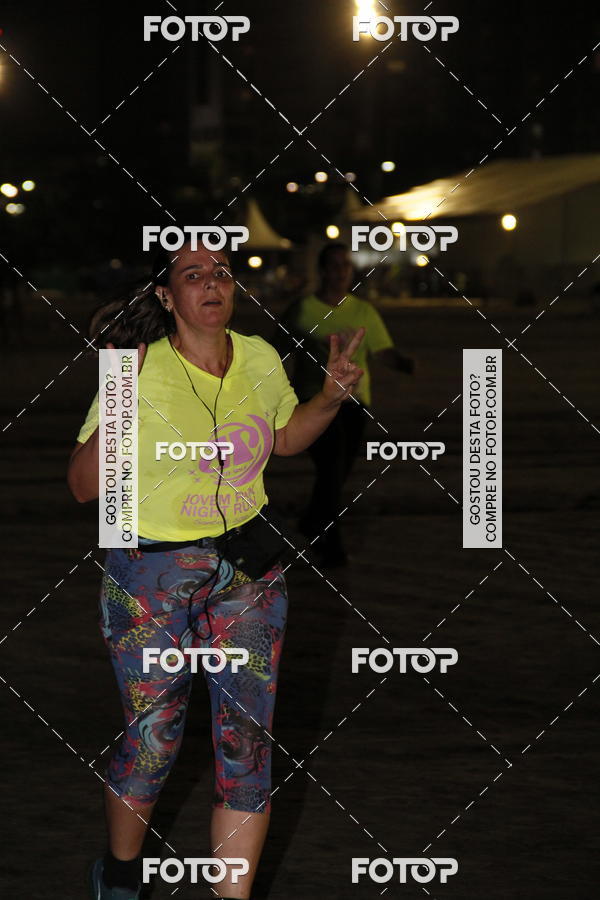 Buy your photos of the eventCircuito Jovem Pan Night Run - Etapa Santos on Fotop