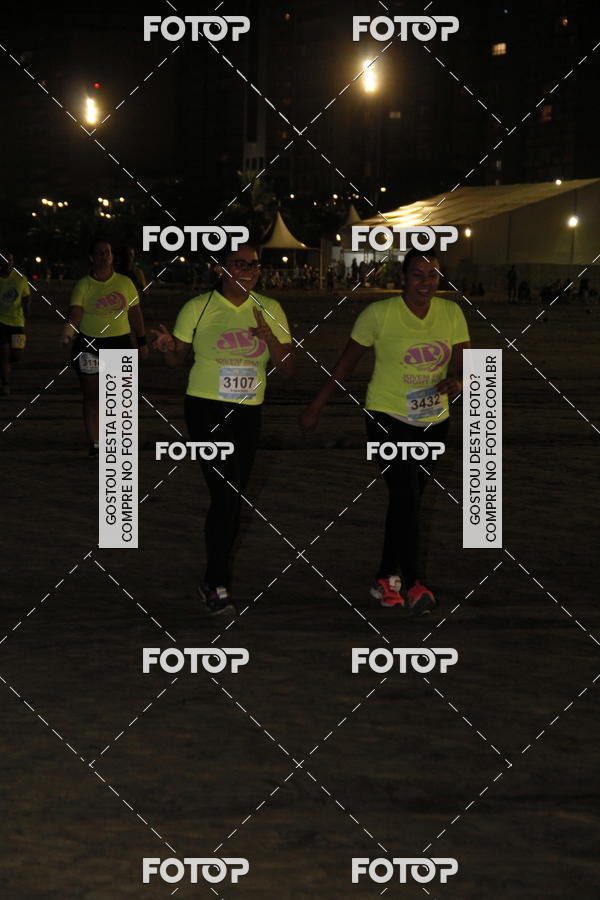 Buy your photos of the eventCircuito Jovem Pan Night Run - Etapa Santos on Fotop