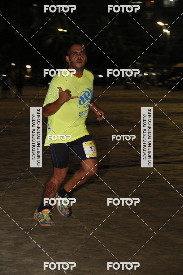 Buy your photos of the eventCircuito Jovem Pan Night Run - Etapa Santos on Fotop