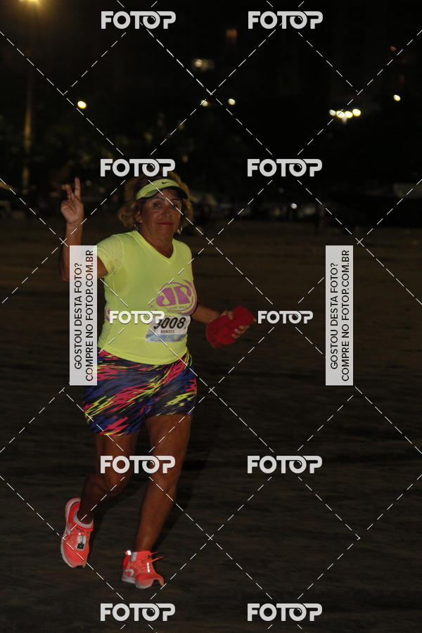 Buy your photos of the eventCircuito Jovem Pan Night Run - Etapa Santos on Fotop