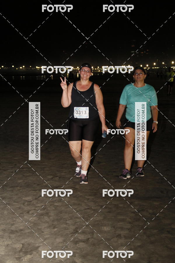 Buy your photos of the eventCircuito Jovem Pan Night Run - Etapa Santos on Fotop
